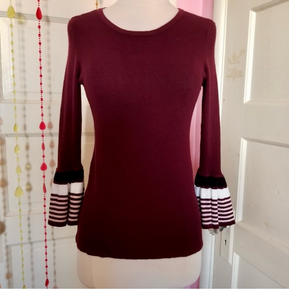 Elle Maroon Ribbed Bell Sleeve Knit Top Size Small